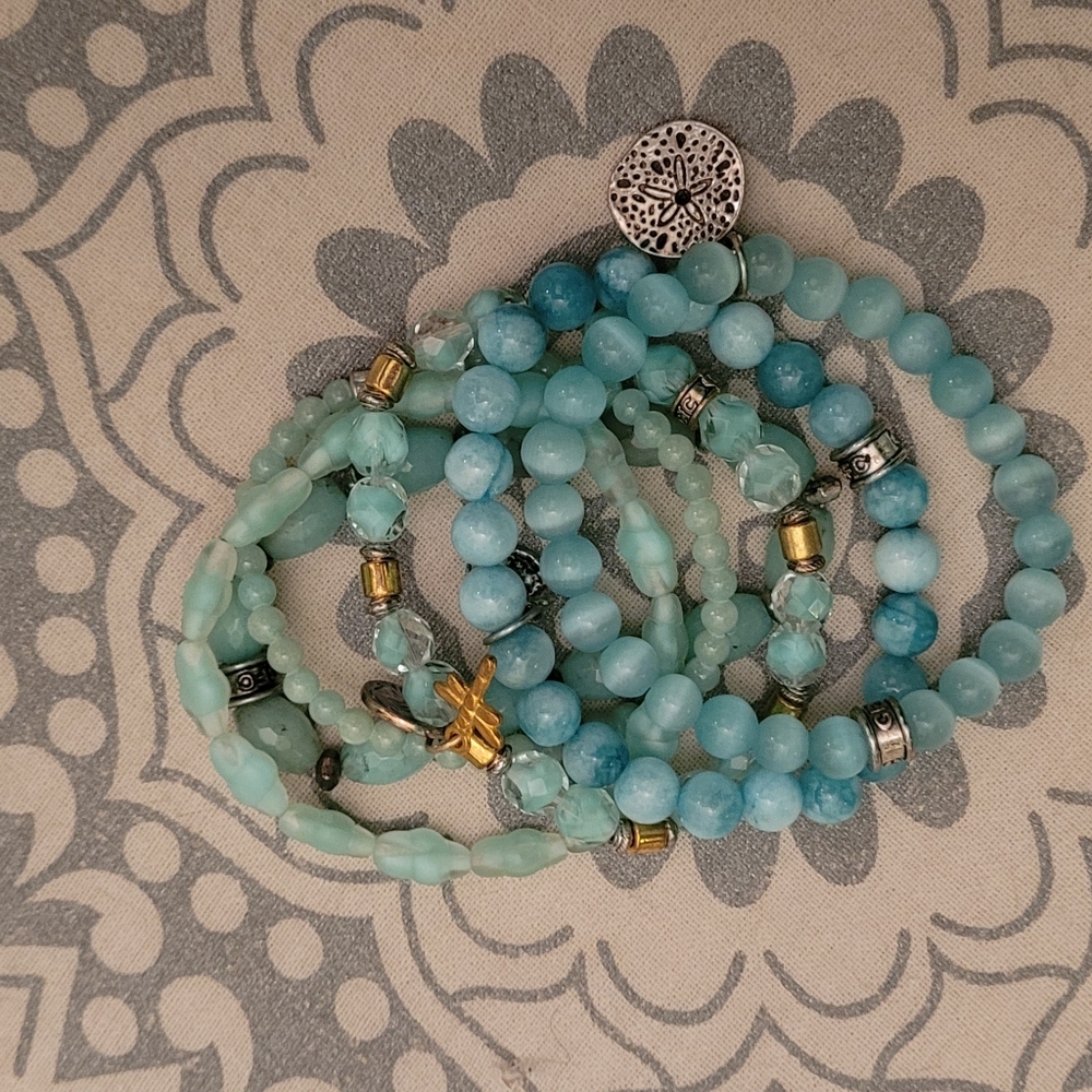 Set of 6 Turquoise/Blue CFC Beaded Bracelets